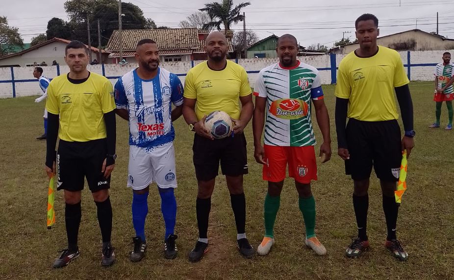 Clássico entre América e Baixada abre Campeonato de Futebol Amador de  Laguna - Prefeitura de Laguna