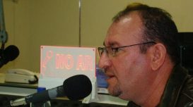 Célio Antônio, ex-prefeito de Laguna, em entrevista no rádio local. Foto: Arquivo