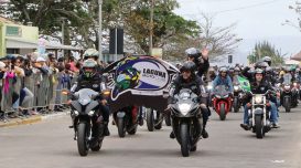 Laguna Moto Clube no desfile – Foto: Elvis Palma/Agora Laguna