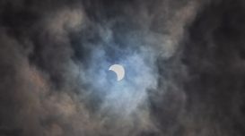 eclipse-solar-laguna-scaled-e1607971462688