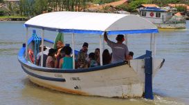 travessia-bote-canal-barra-2